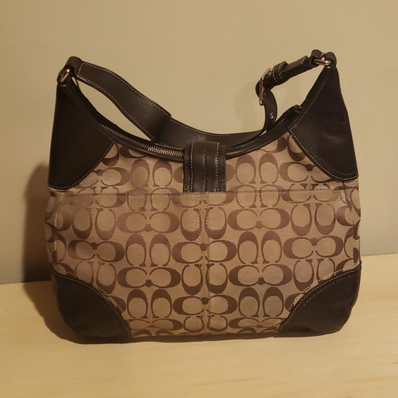 Brown Signature Coach Bag - Picture 2 of 4
